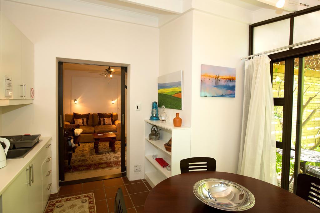 Hotel Hazelwood House à Stellenbosch Extérieur photo