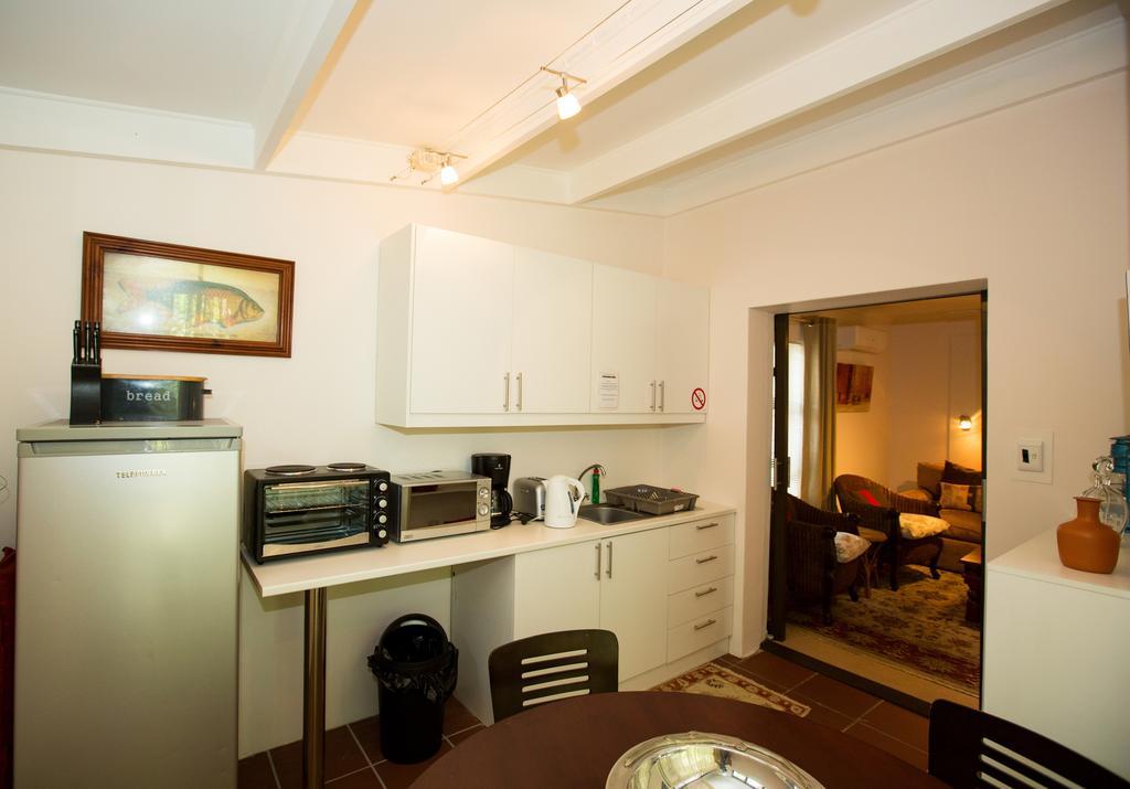 Hotel Hazelwood House à Stellenbosch Extérieur photo